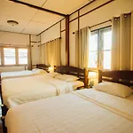 Nu Phen Homestay