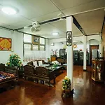 Nu Phen Homestay